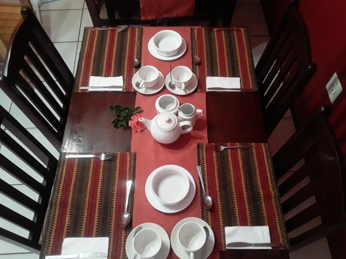 Vuya Nathi Bed And Breakfast Manzini Exterior foto