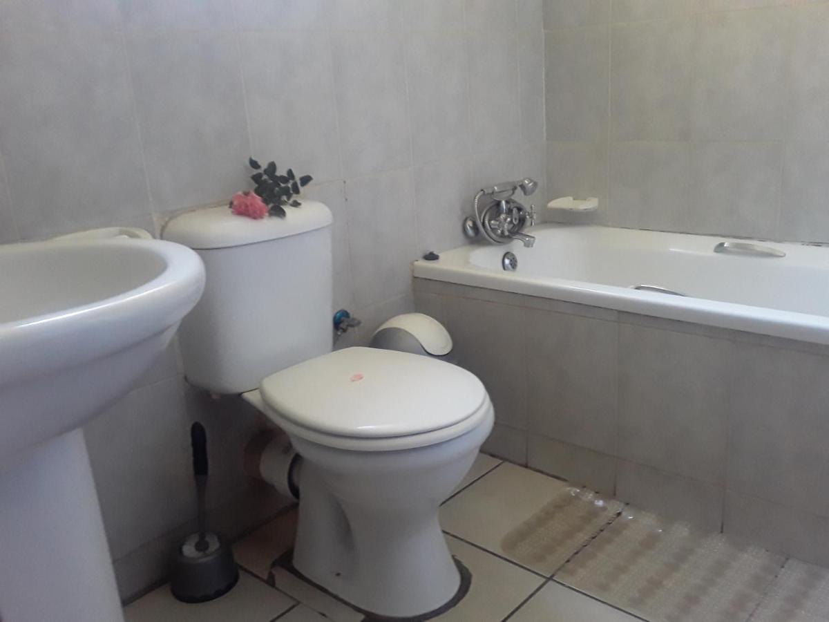 Vuya Nathi Bed And Breakfast Manzini Exterior foto
