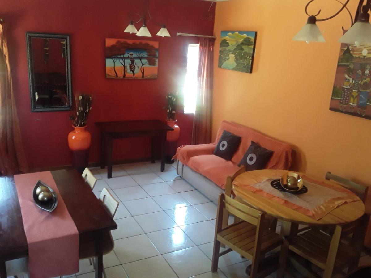 Vuya Nathi Bed And Breakfast Manzini Exterior foto