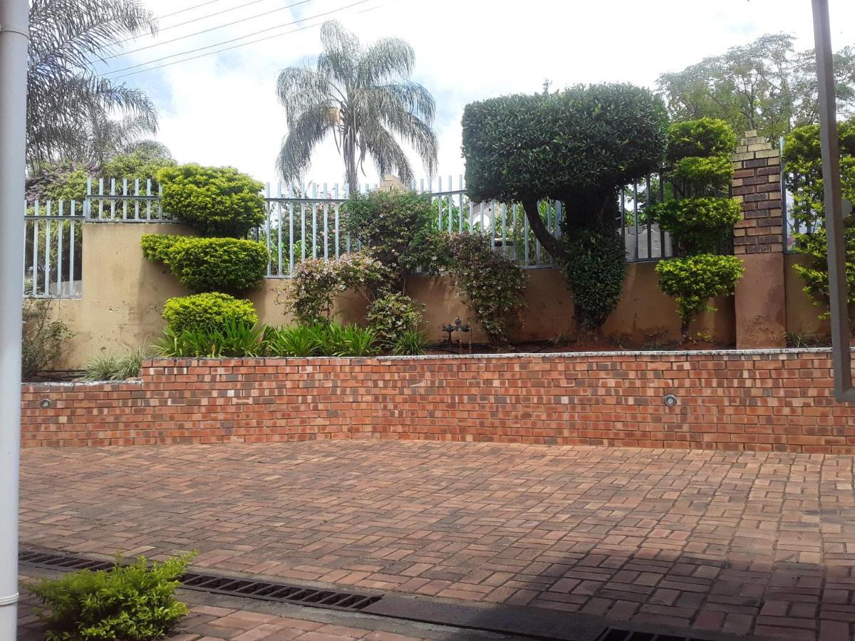 Vuya Nathi Bed And Breakfast Manzini Exterior foto